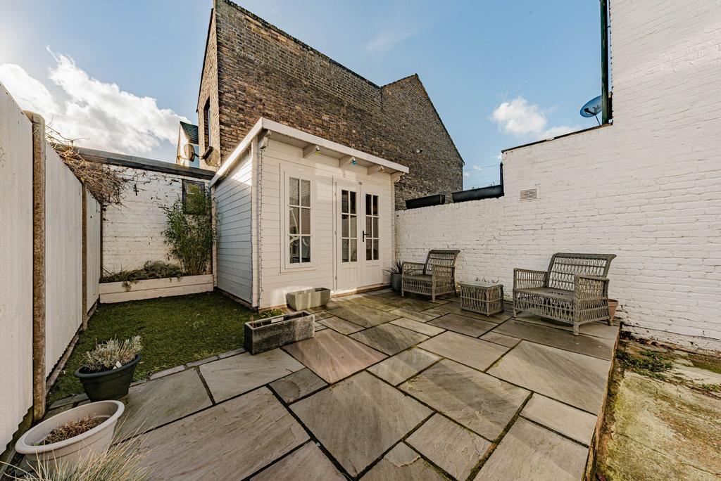 Rear Garden (3)