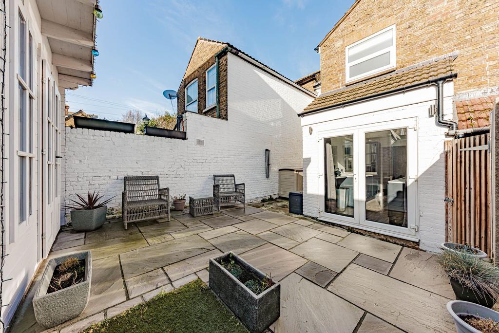 Rear Garden (2)