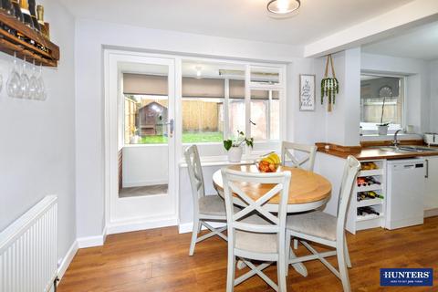 3 bedroom semi-detached house for sale, Kent Crescent, Wigston