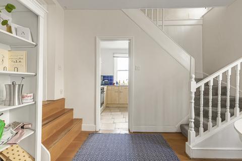 2 bedroom apartment to rent, Onslow Road, Richmond, TW10