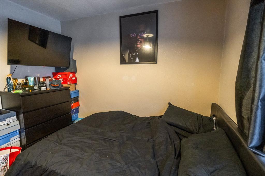 Bedroom 3 (2)
