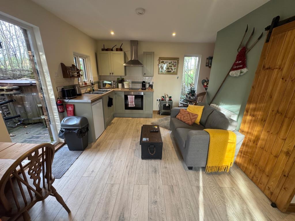 Squirrel Lodge-kitchen-living room