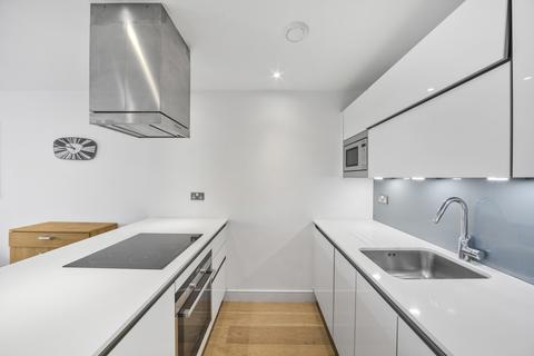 2 bedroom apartment to rent, Kensington Apartments, Commercial Street, E1