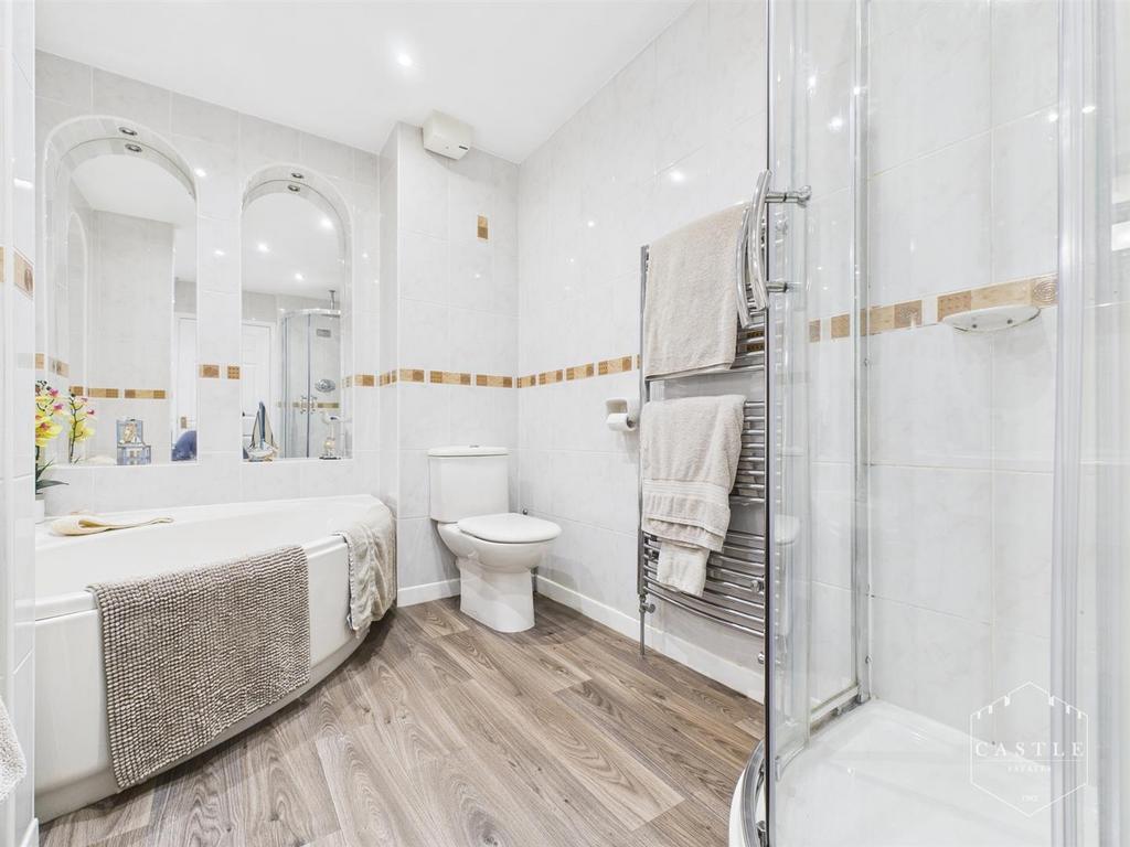 Family bathroom