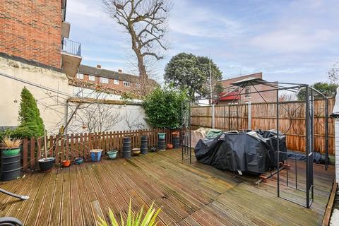 undefined, Leyton Green Road, Leyton, London, E10