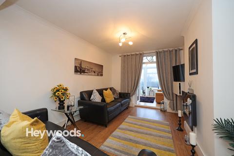 3 bedroom semi-detached house for sale, Thomas Avenue, Newcastle-under-Lyme, Staffordshire