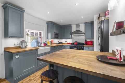 2 bedroom semi-detached house for sale, North Street, Essex CM6