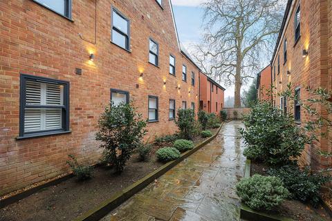 1 bedroom flat for sale, Bell Street, Reigate, Surrey, RH2