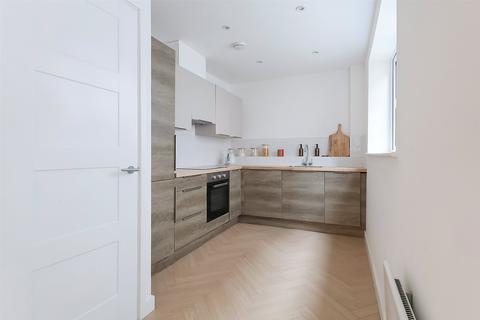 1 bedroom flat for sale, Bell Street, Reigate, Surrey, RH2