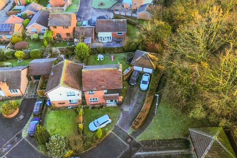 undefined, Perth Close, Fearnhead, WA2