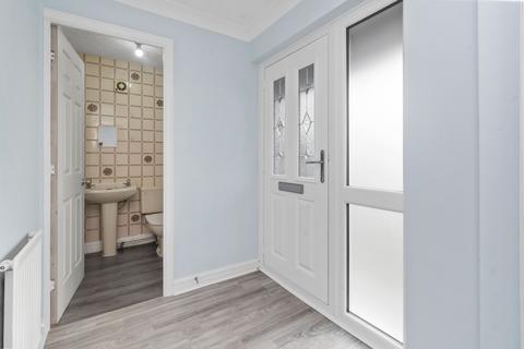 undefined, Perth Close, Fearnhead, WA2