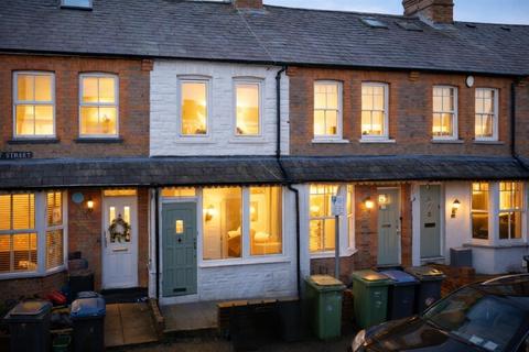 2 bedroom house to rent, Henry Street, Hemel Hempstead HP3