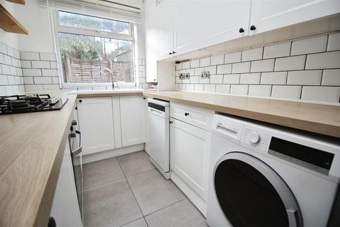 2 bedroom house to rent, Henry Street, Hemel Hempstead HP3