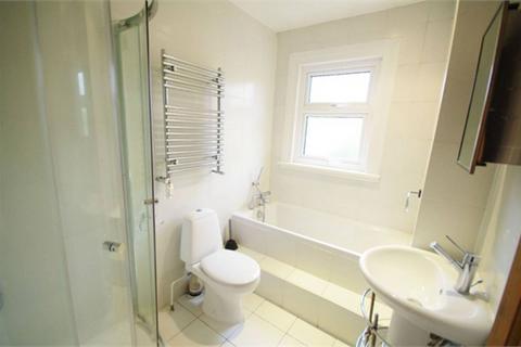 2 bedroom terraced house to rent, Watford WD18, Watford, WD18