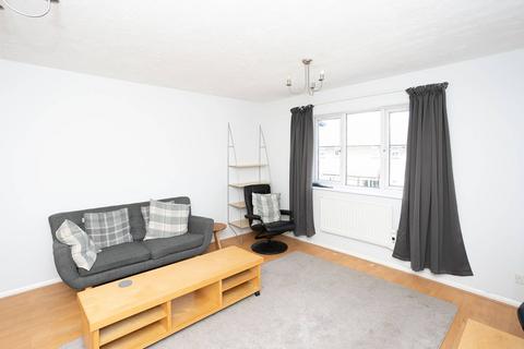 2 bedroom flat to rent, Whippendell Road, WD18, Watford, WD18