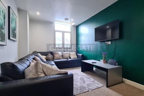 1 bedroom ground floor flat to rent, Westgate Apartments, Huddersfield, HD1 1AB