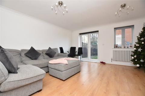 3 bedroom townhouse for sale, Hawthorn Square, East Ardsley, Wakefield, West Yorkshire