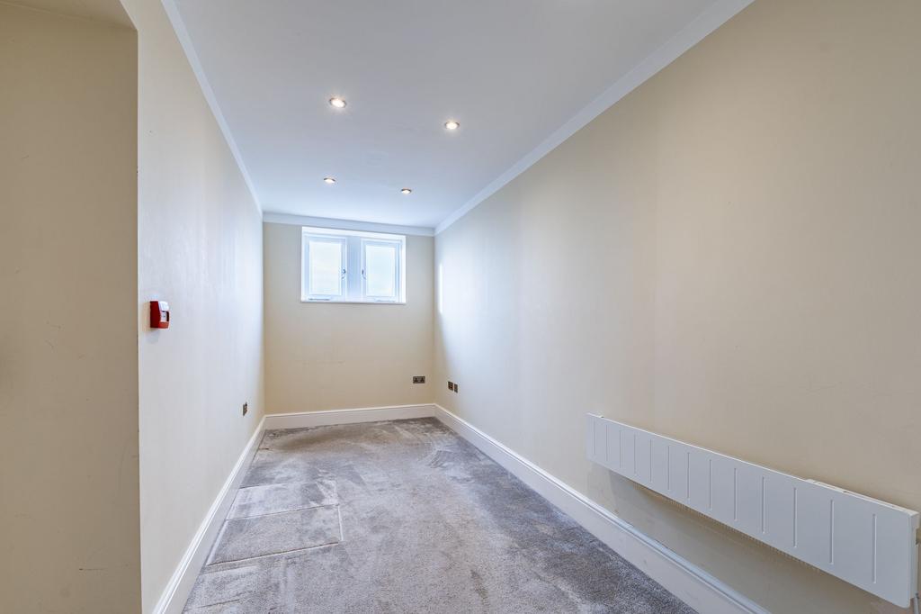 Bedroom 4/Office