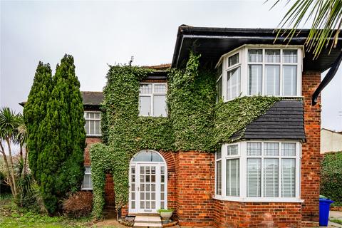 undefined, Weelsby Road, Grimsby, Lincolnshire, DN32