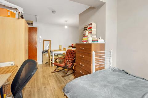 undefined, Southgate Road, London, N1