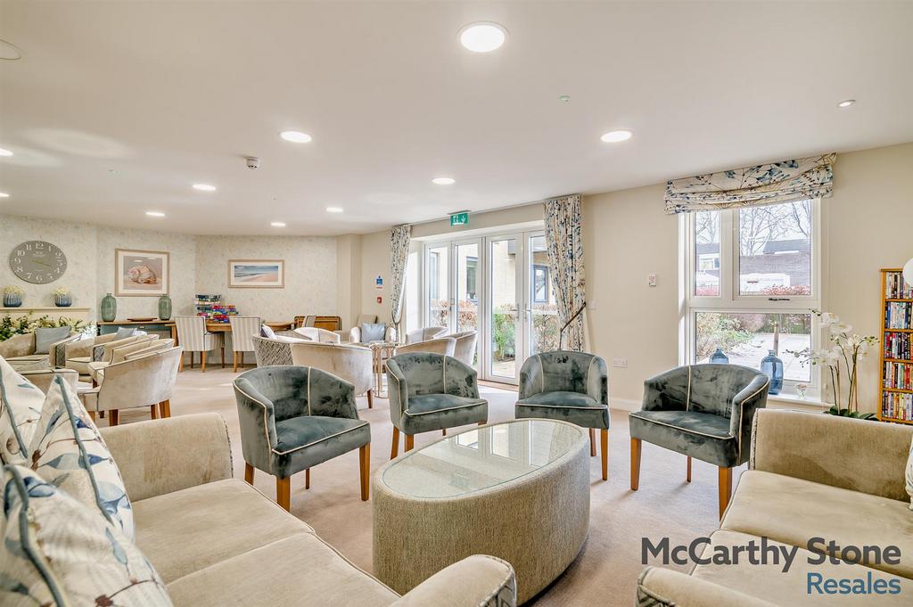 Homeowners Lounge