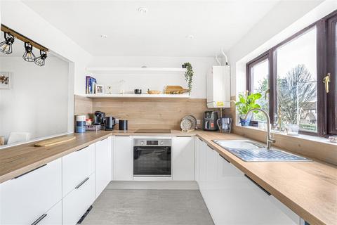 undefined, Barry Lynham Drive, Newmarket CB8