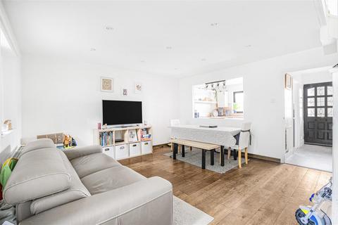undefined, Barry Lynham Drive, Newmarket CB8