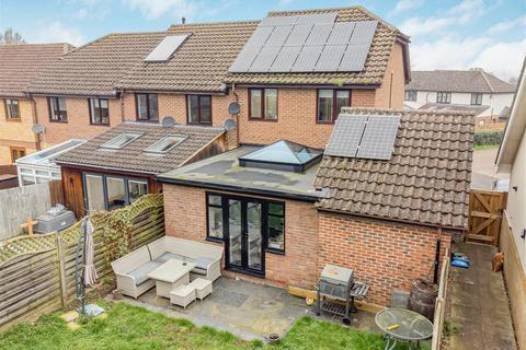 Barry Lynham Drive, Newmarket CB8