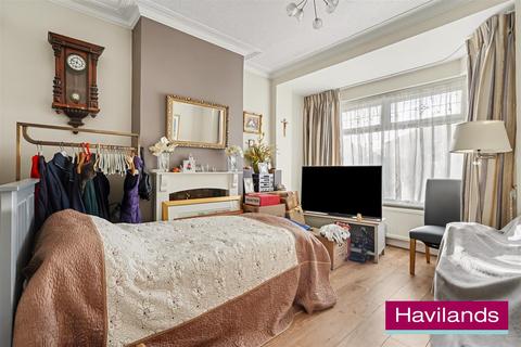 2 bedroom terraced house for sale, Barrowell Green, London