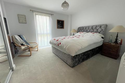 1 bedroom flat to rent, Davigdor Road, Hove