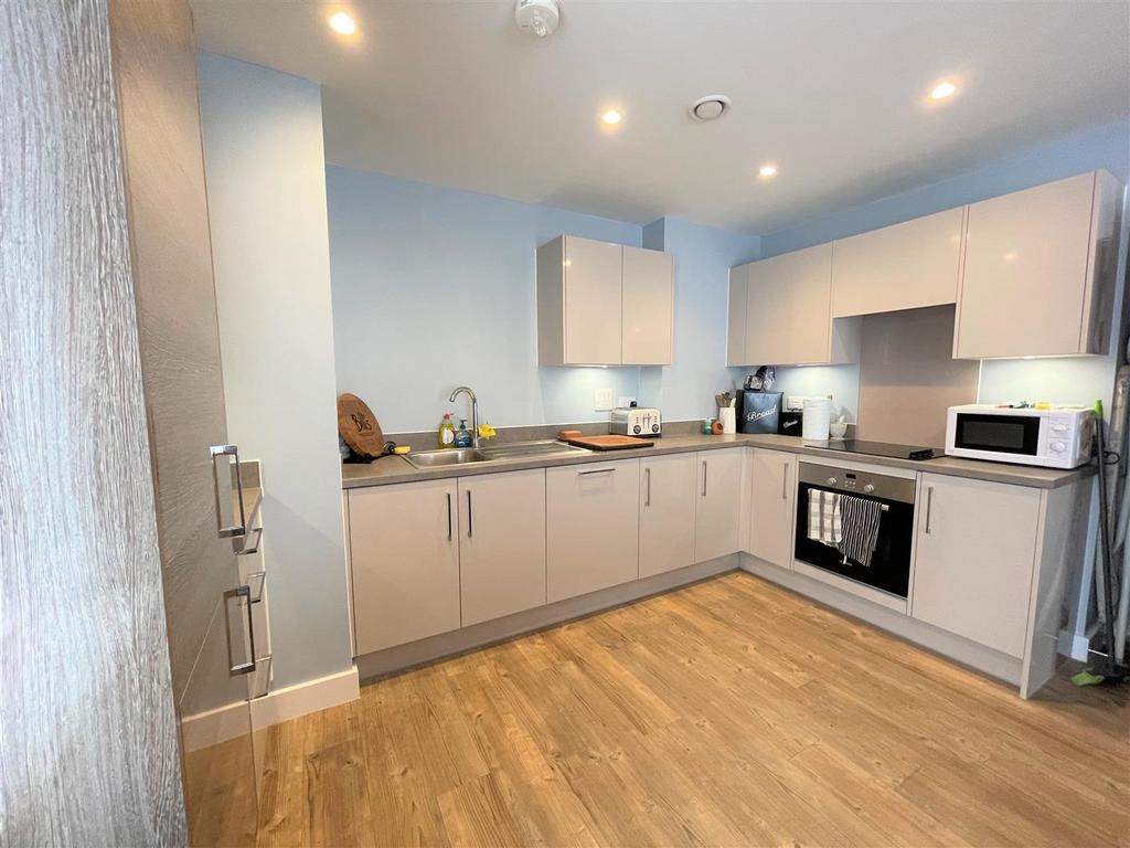 Kitchen..jpg