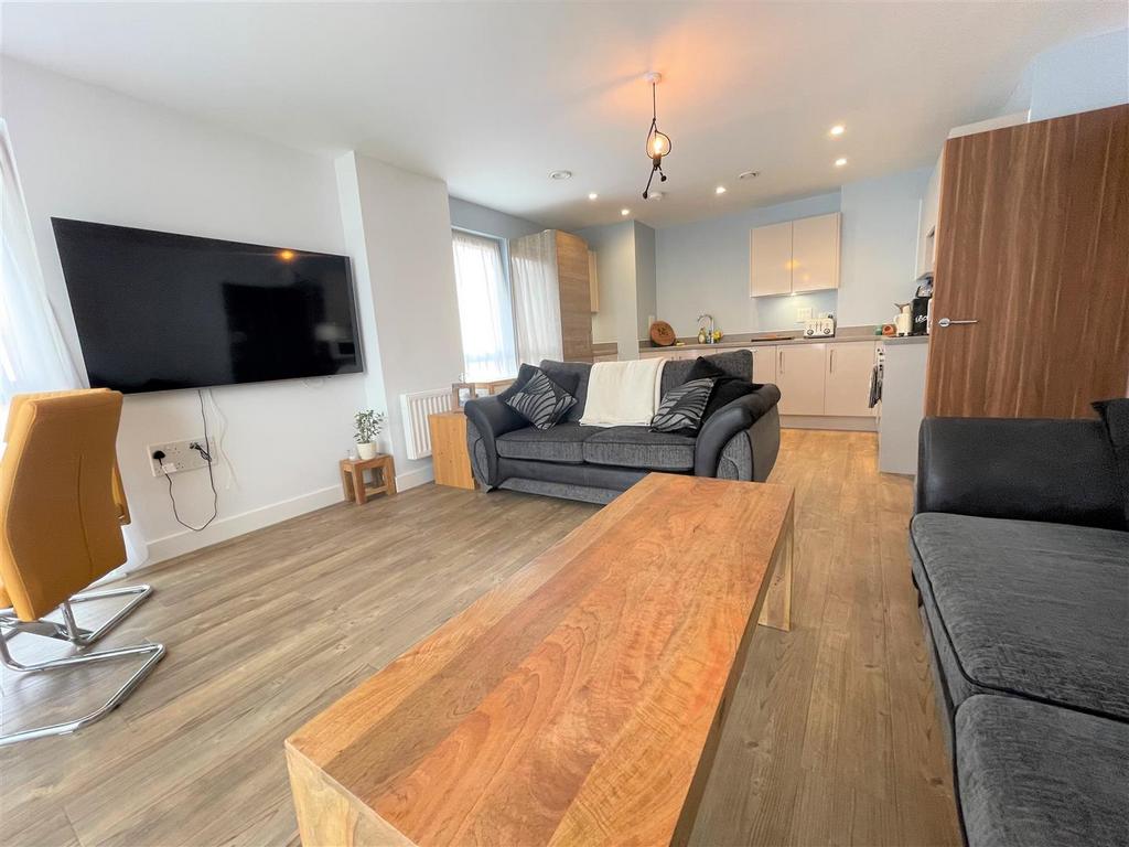 Living Room.jpg