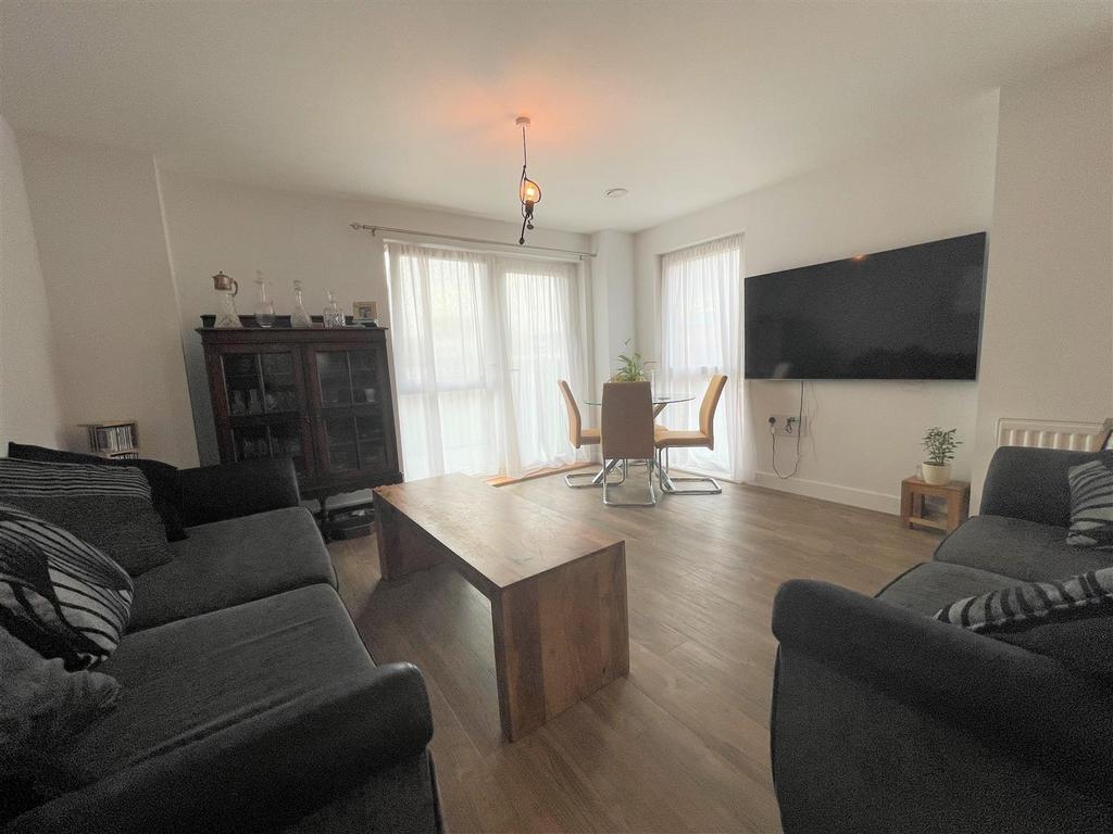 Lounge.jpg