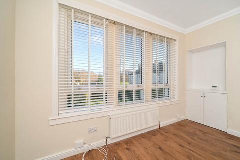 2 bedroom apartment for sale, Wheatlands Drive, Kilbrchan