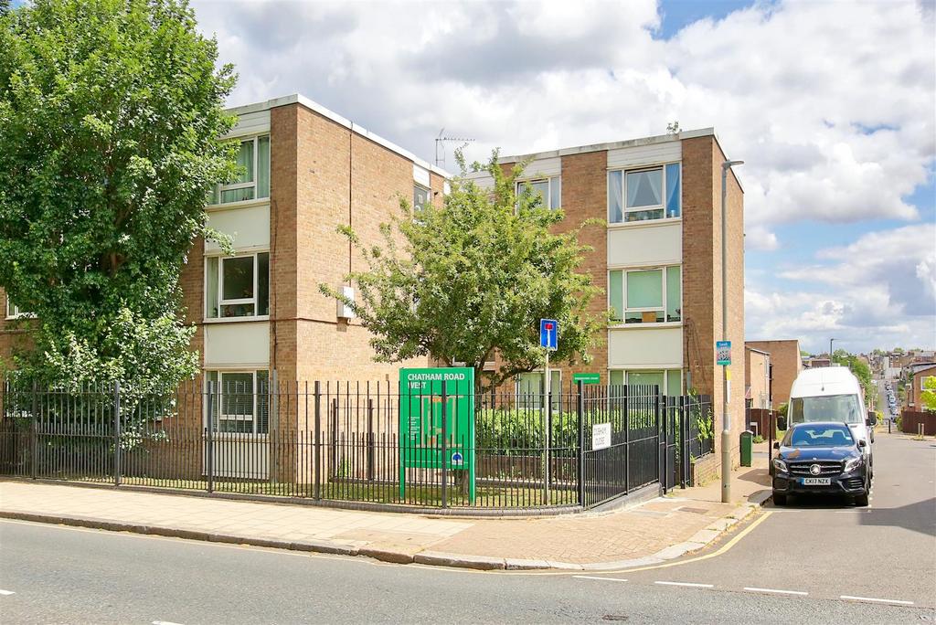 4 kingsdown court bolingbroke grove image4 15284 4