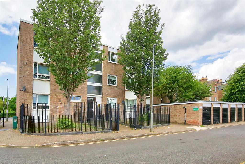4 kingsdown court bolingbroke grove image7 15284 4