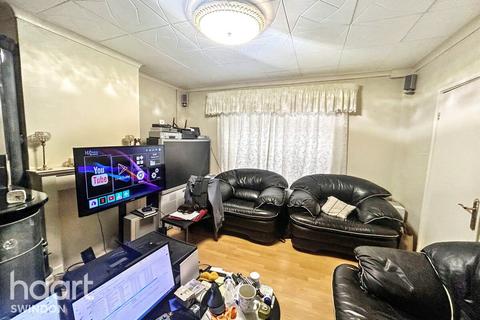 3 bedroom semi-detached house for sale, Bourne Road, Swindon