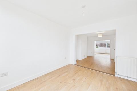 3 bedroom terraced house to rent, Lamsey Road, Hemel Hempstead, HP3