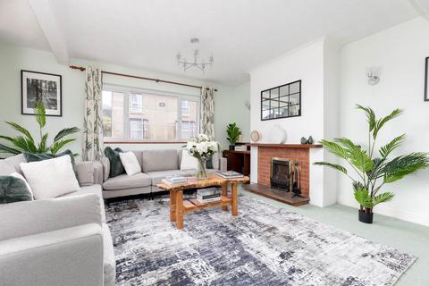 5 bedroom detached house for sale, Clifton Road, Shefford SG17