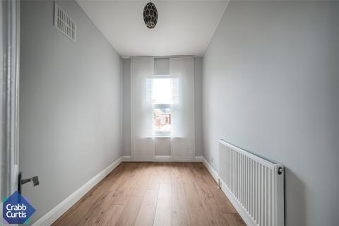 2 bedroom semi-detached house to rent, Scott Road, Leamington Spa, CV31