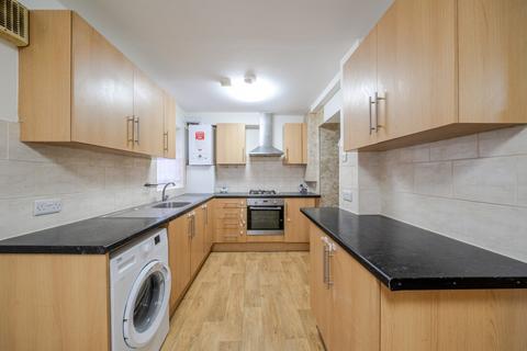 3 bedroom terraced house for sale, Waltham Drive, Edgware, HA8 5PH