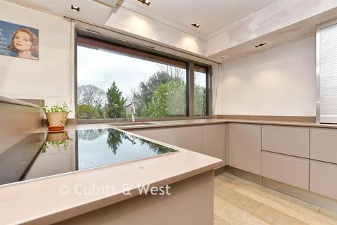 undefined, Russell Hill, Purley, Surrey