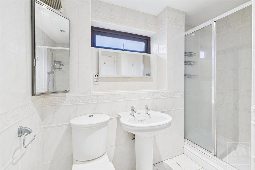 Ensuite