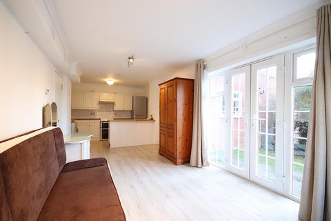 undefined, Close To Town & Elizabeth Line, Maidenhead
