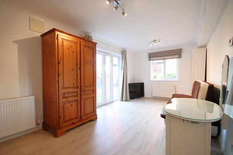 undefined, Close To Town & Elizabeth Line, Maidenhead