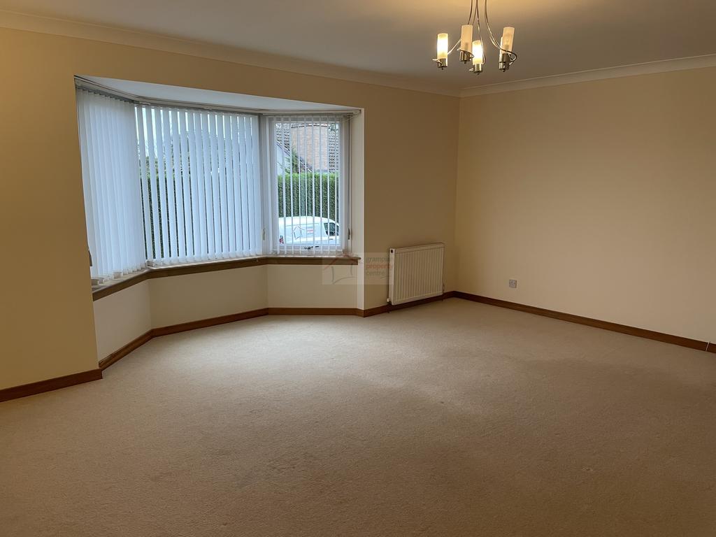 Lounge b.JPG
