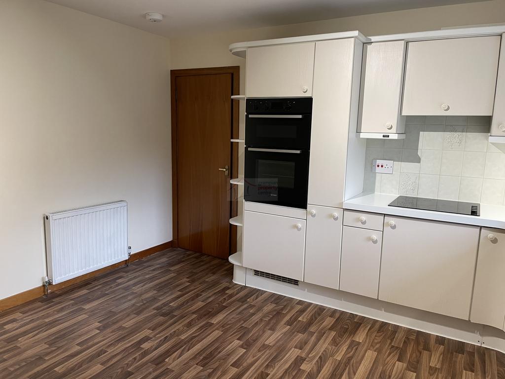 Kitchen c.JPG