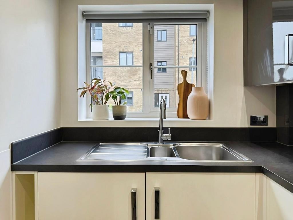 Kitchen 6.jpeg