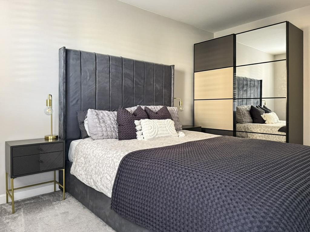 Master Bedroom 2.jpg