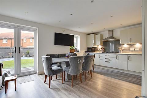 4 bedroom detached house for sale, Luffield Drive, Bexhill-On-Sea